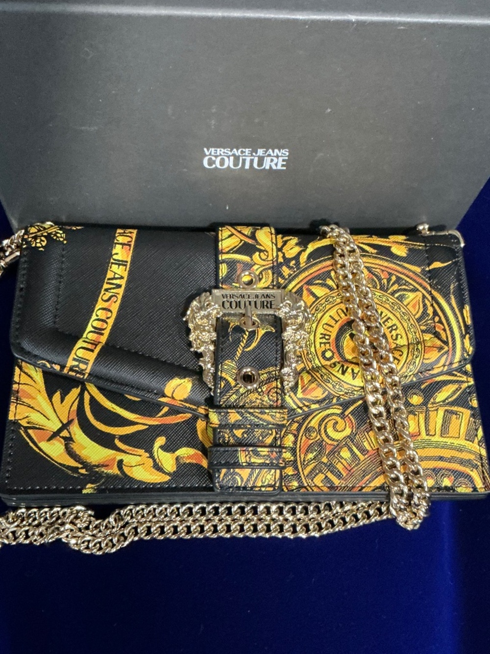Versace jeans couture wallet on chain